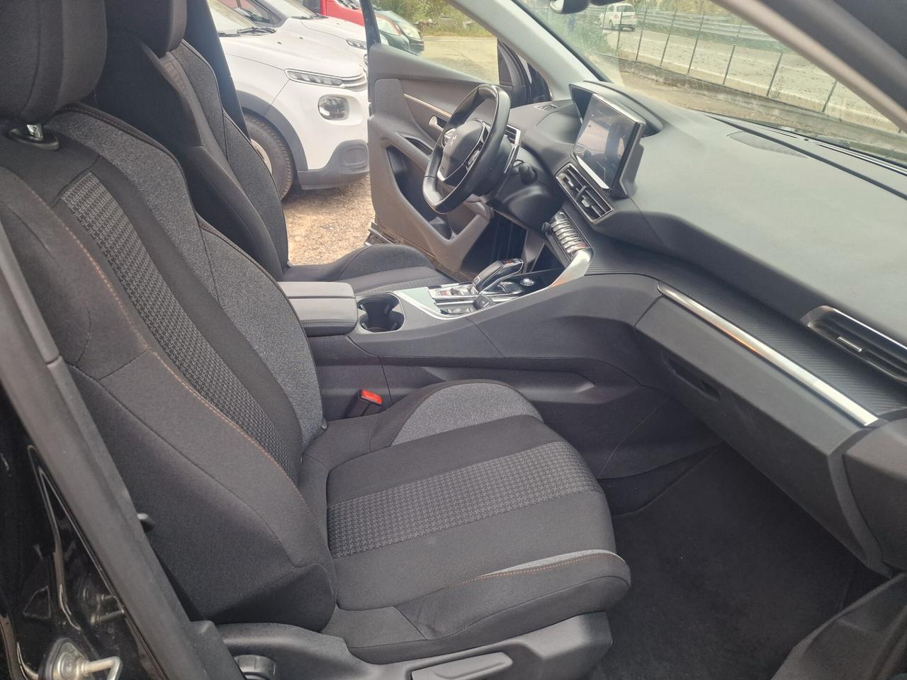 Peugeot 3008 BlueHDi 130 S&S Active Business