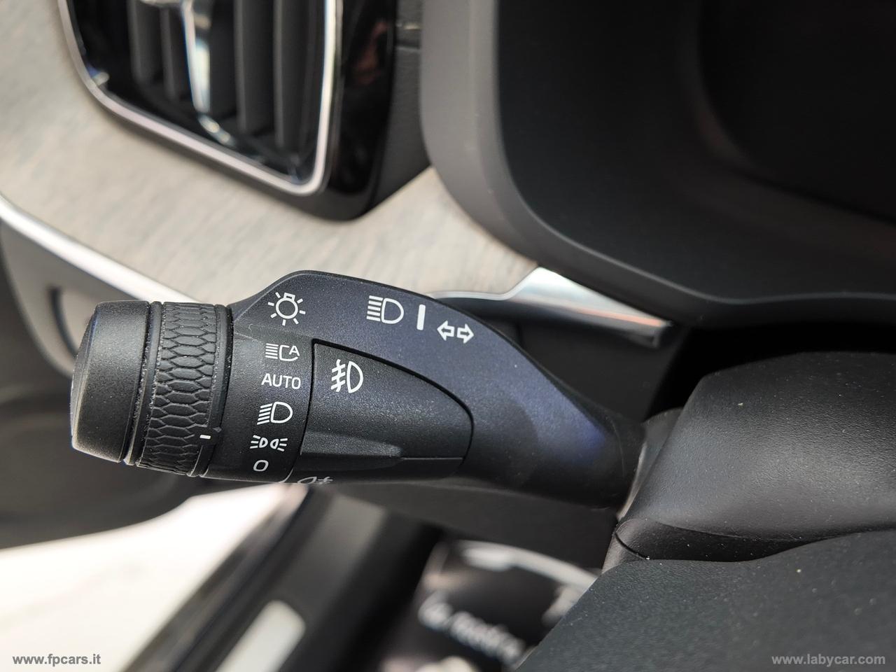 VOLVO XC60 B4