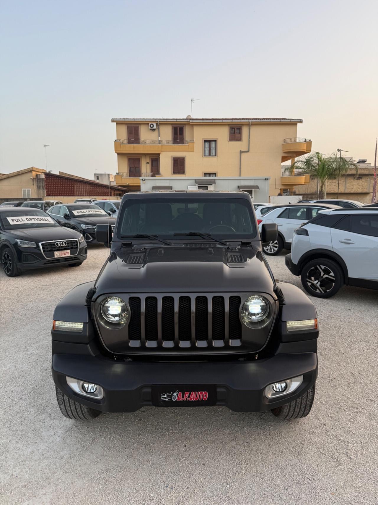 Jeep Wrangler Unlimited 2.2 Mjt II Sahara