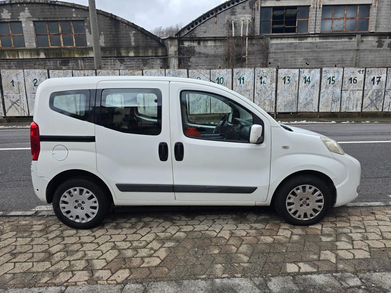 Fiat Qubo 1.3 MJT 75 CV CAMBIO AUTOMATICO
