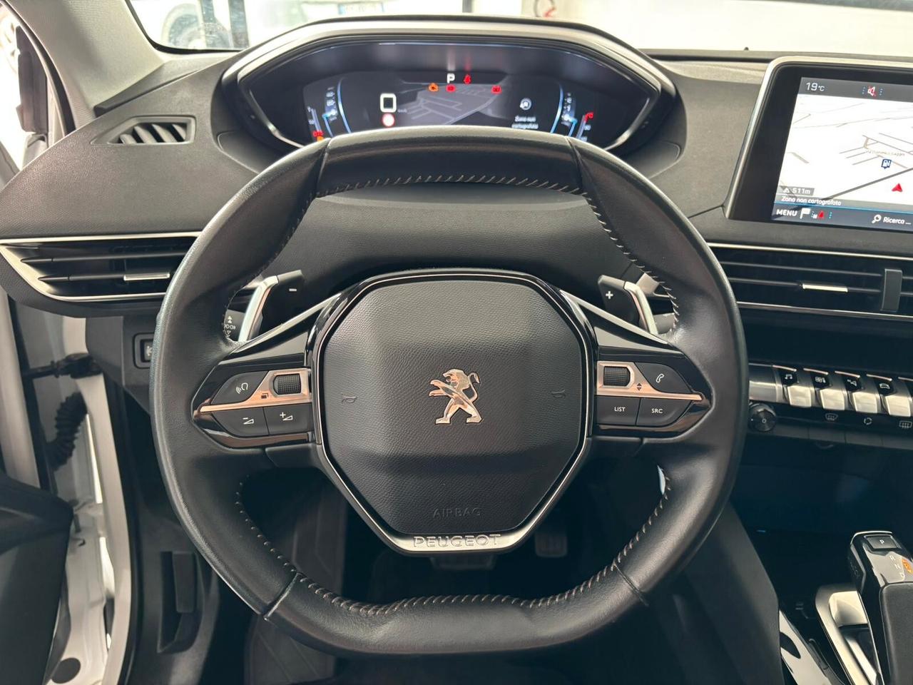 Peugeot 3008 BlueHDi 130 S&S EAT8 Business