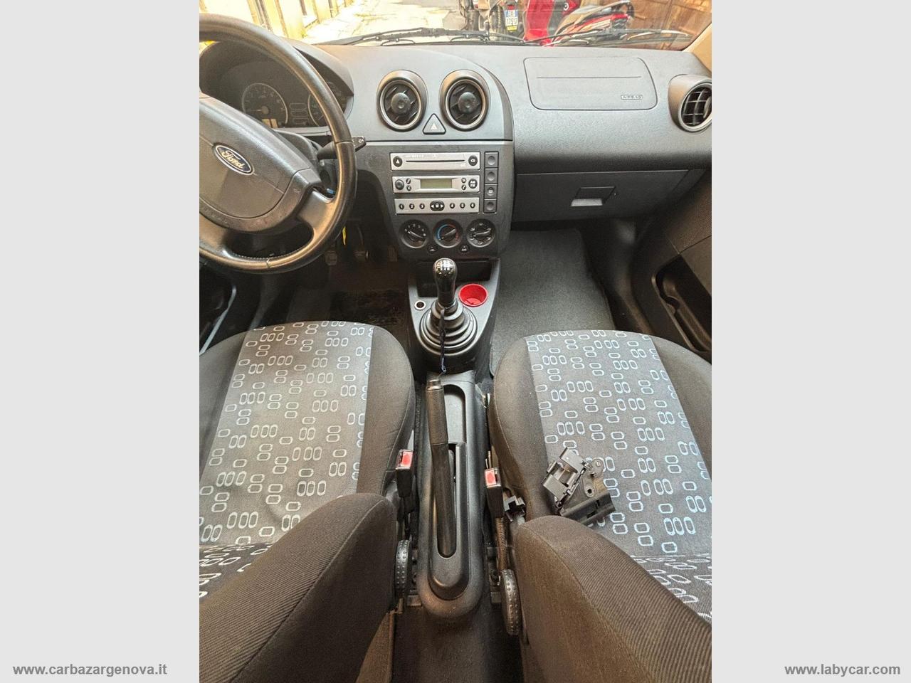 FORD Fiesta 1.2 16V 5p. Ambiente