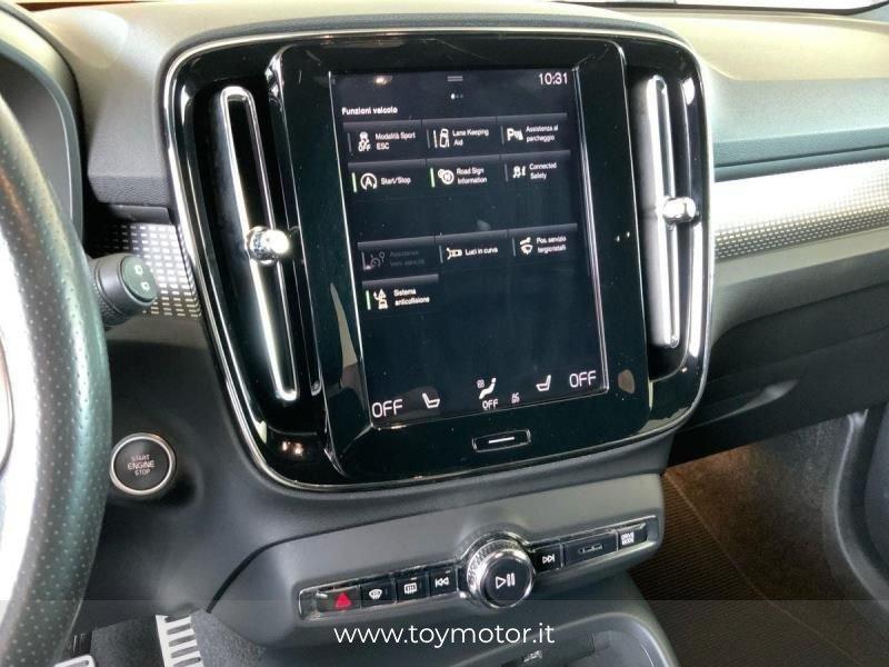 Volvo XC40 (2017-) D4 AWD Geartronic R-design