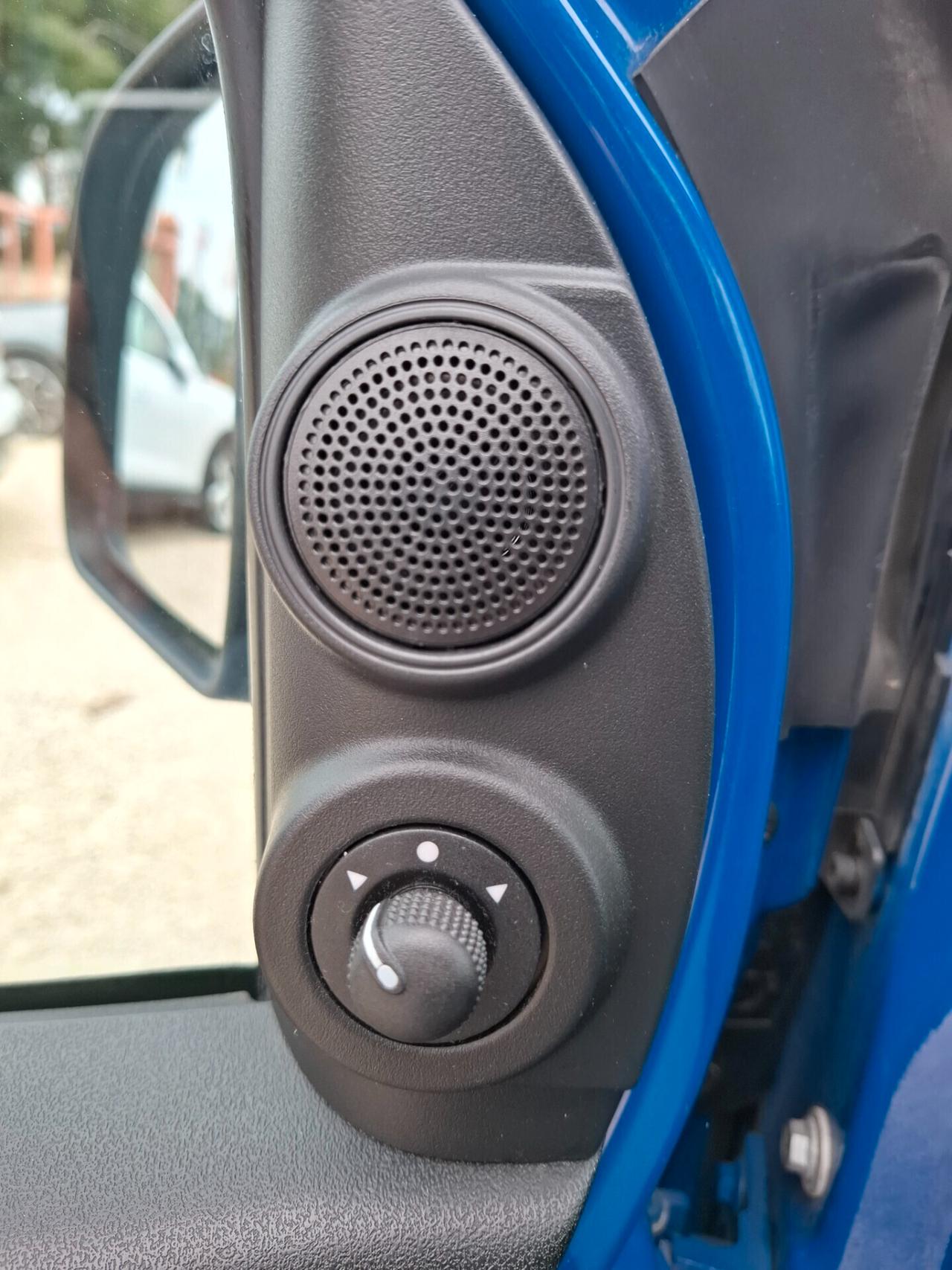 OPEL COMBO 1.6 MJT 120CV 5 POSTI-climatronic*