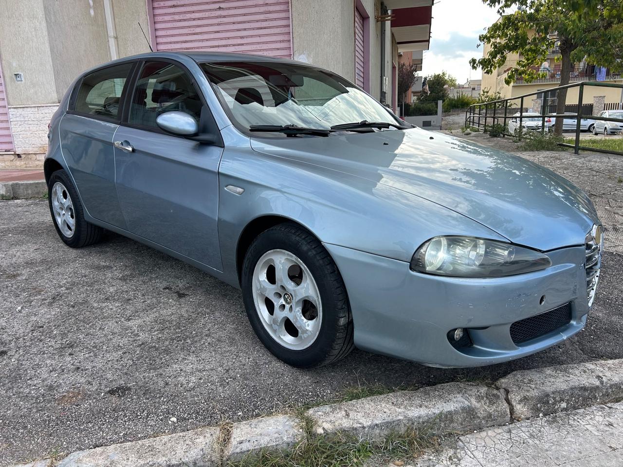 Alfa Romeo 147 1.9 JTD M-JET 16V 5 porte Dist.