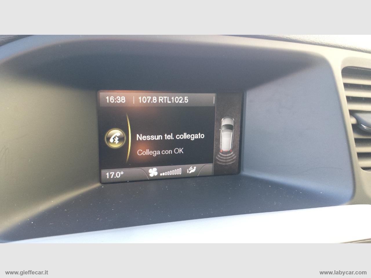 VOLVO V60 D3 Geartronic R-design