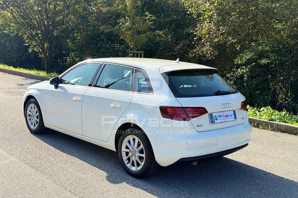 AUDI A3 SPB 1.6 TDI clean diesel Ambition