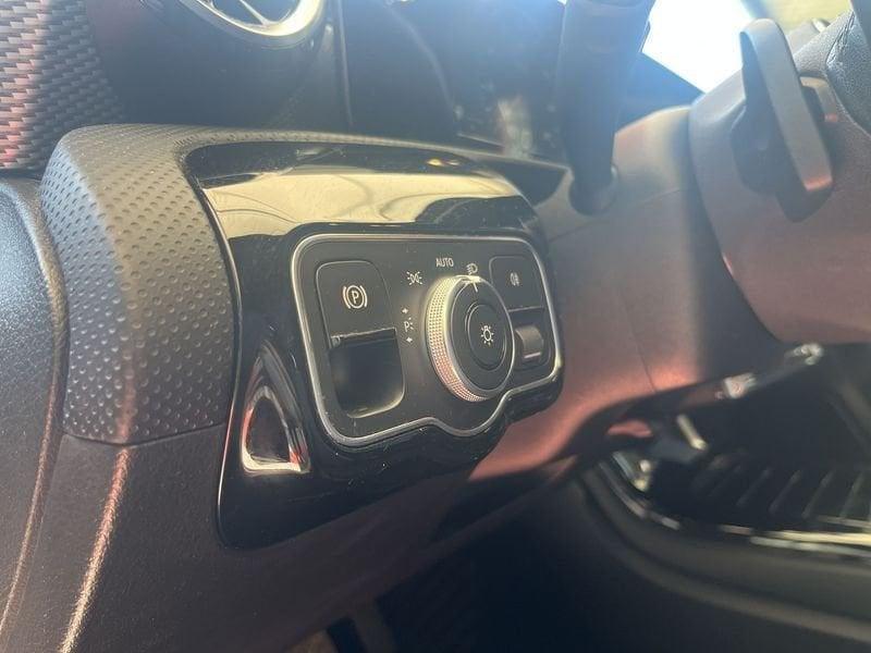 Mercedes-Benz Classe A A 180 d Automatic Sport