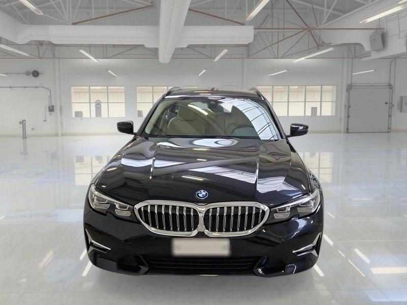 BMW 320 Luxury Touring auto