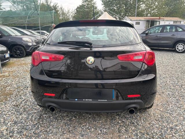 Alfa Romeo Giulietta 2.0 JTDm-2 140 CV Distinctive