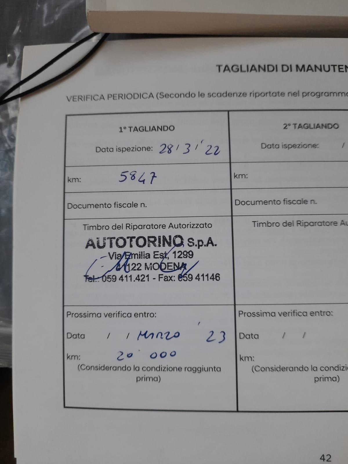 Hyundai Kona adatta a neo patentati