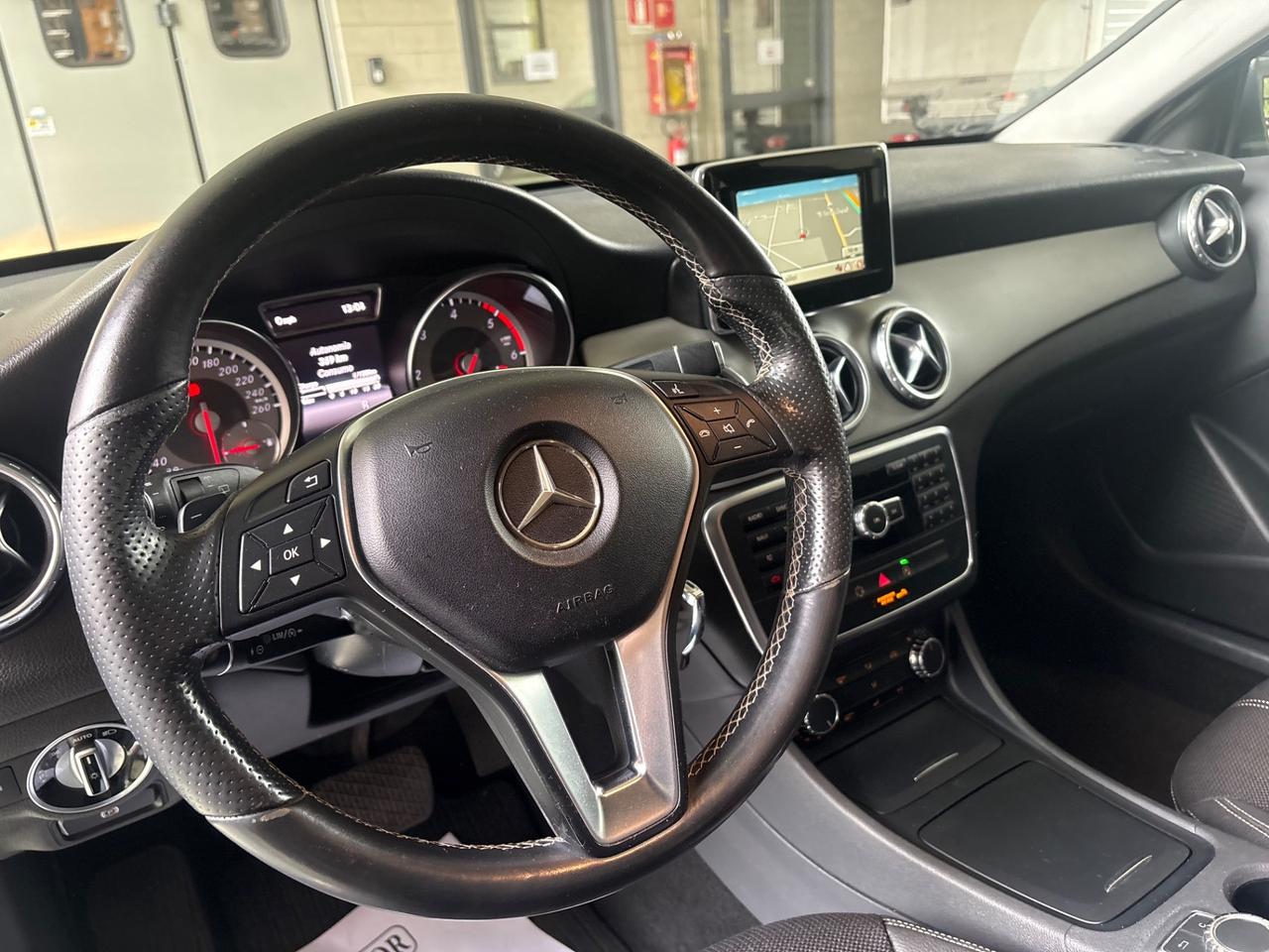 Mercedes-benz GLA 200 CDI Automatic