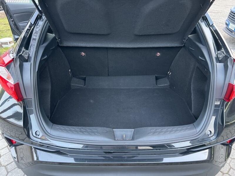 Toyota C-HR 1.8 Hybrid E-CVT Business