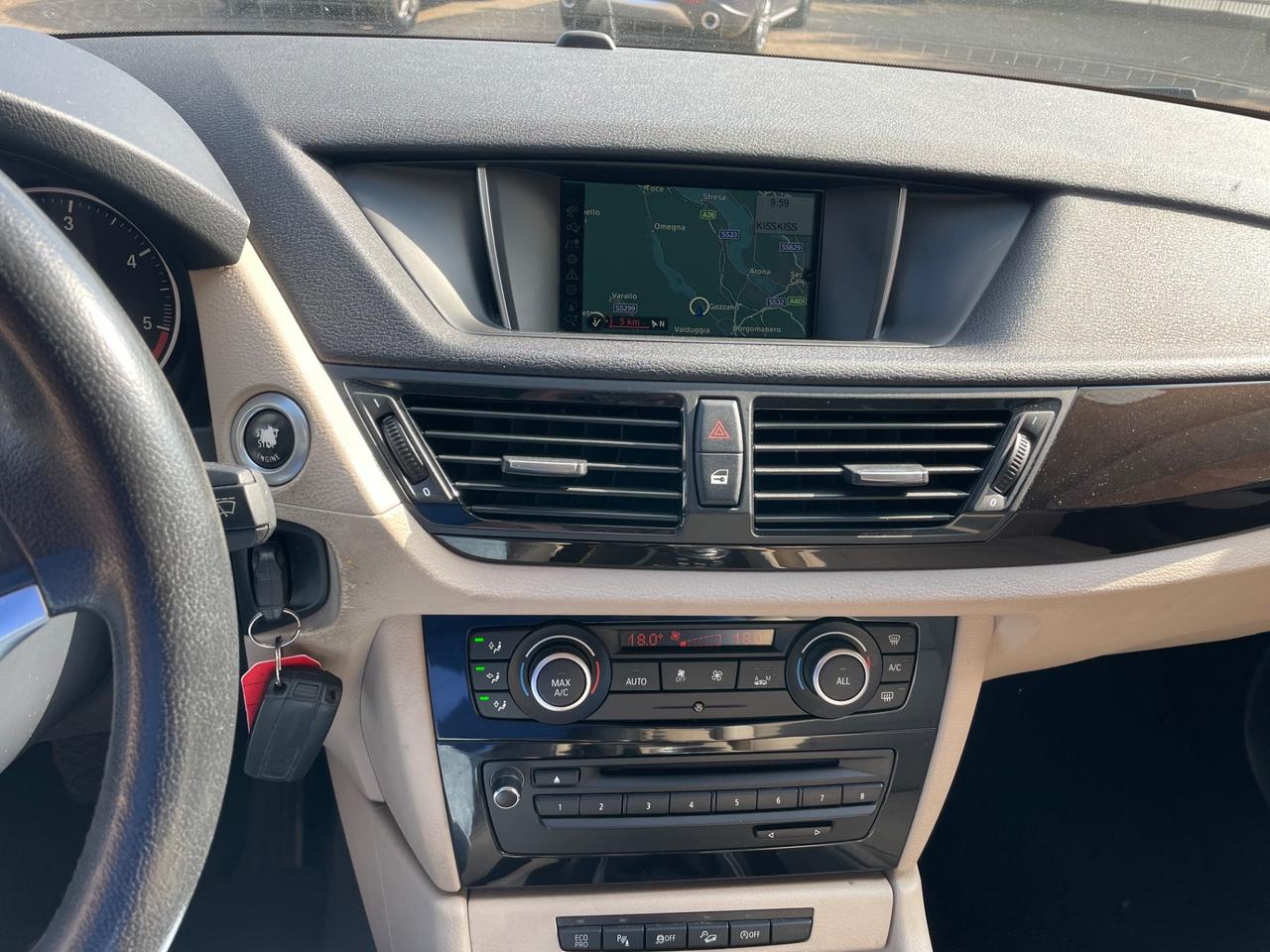 Bmw X1 xDrive18d X Line Navy Led