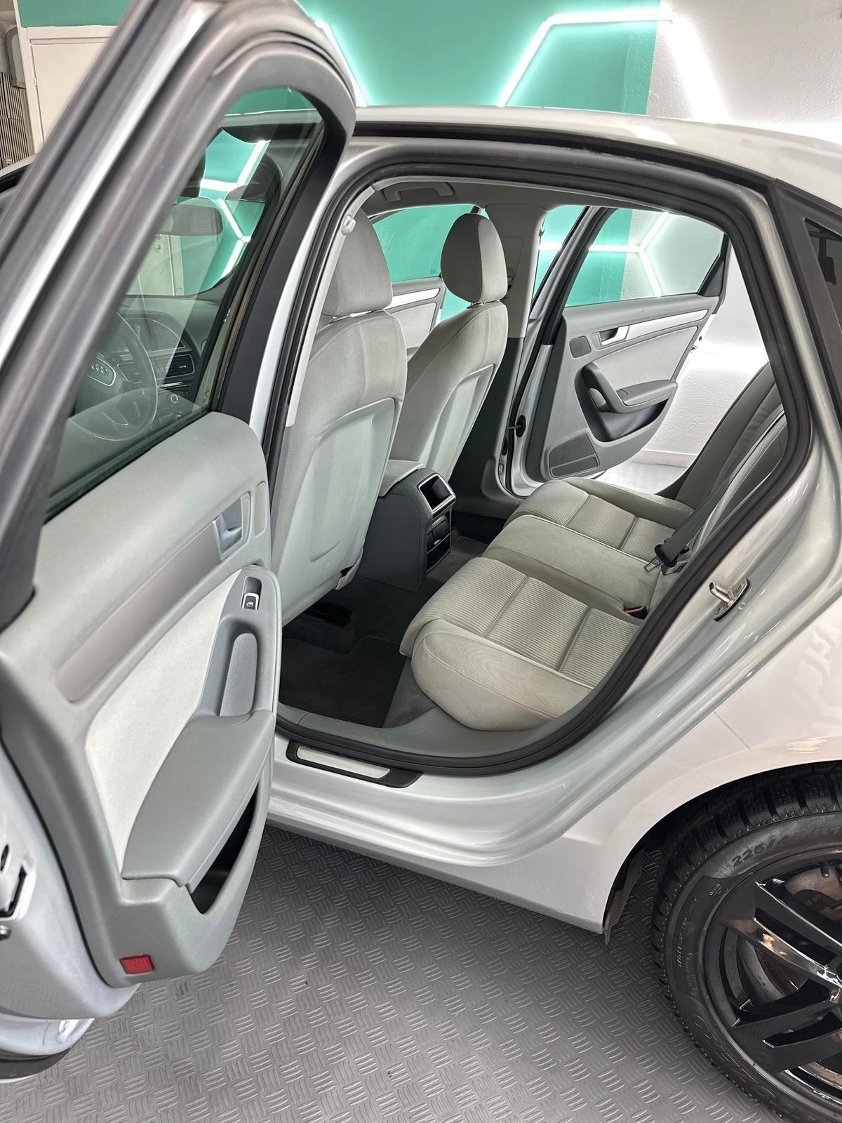 Audi A4 2.0 TDI 143CV F.AP. mult. Ambiente