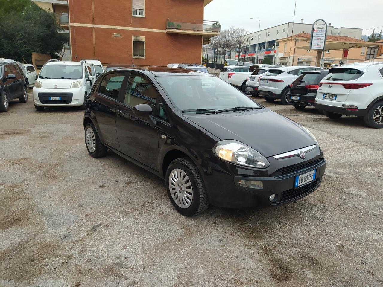 Fiat Punto Evo 1.4 5 porte Dynamic Natural Power Neopatentati