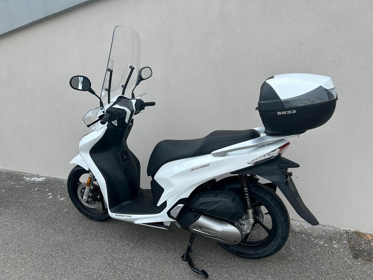 QJ scooter 125. SQ 16 BIANCO