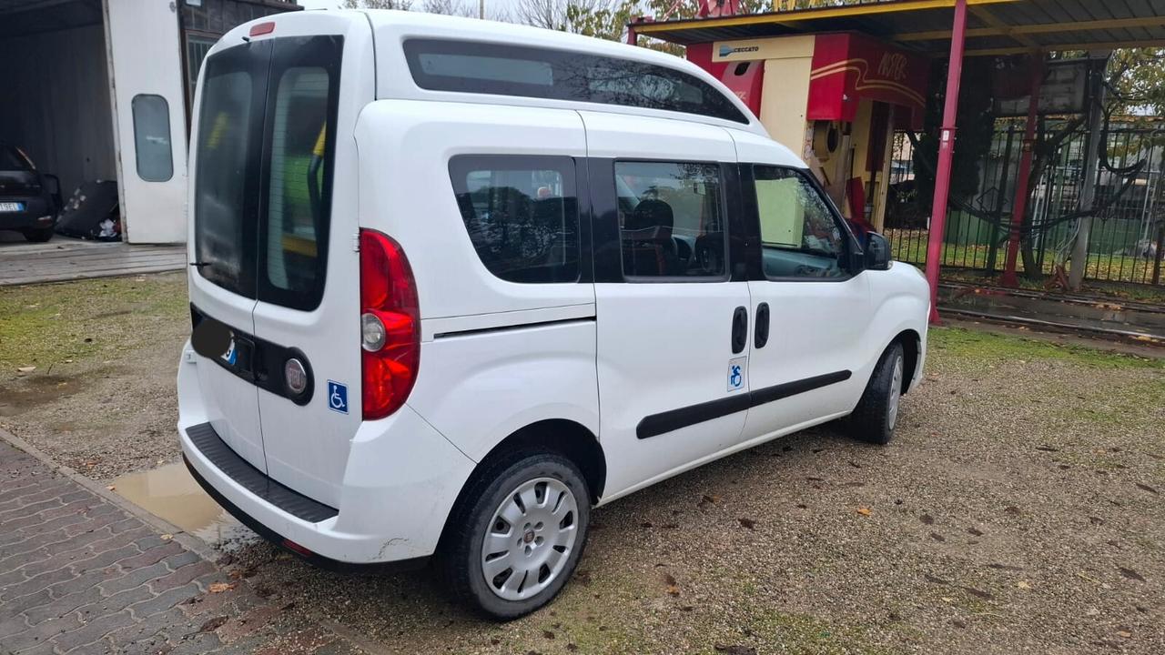FIAT DOBLO' 1.6 JTD TRASPORTO DISABILI