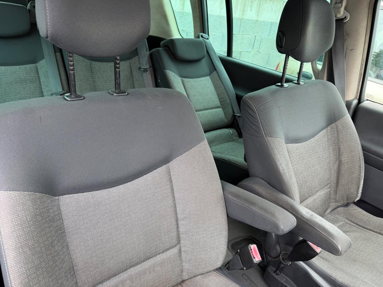Renault Espace 2.0 dCi 150CV Initiale 7 posti