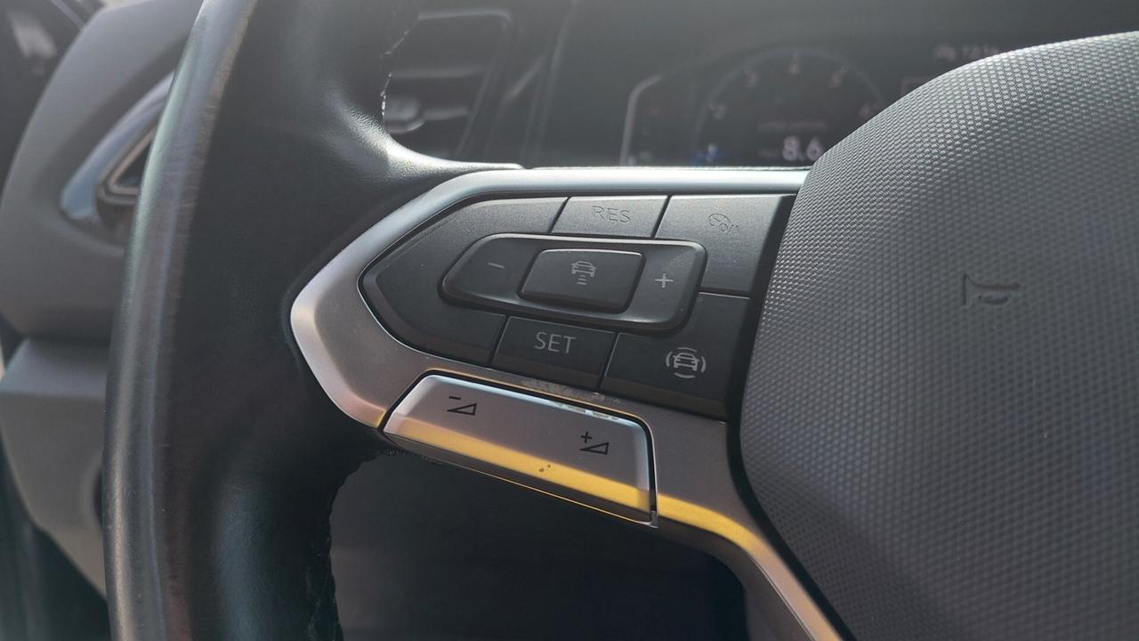 Promo Volkswagen T-Roc TSI R-Line Unicopr