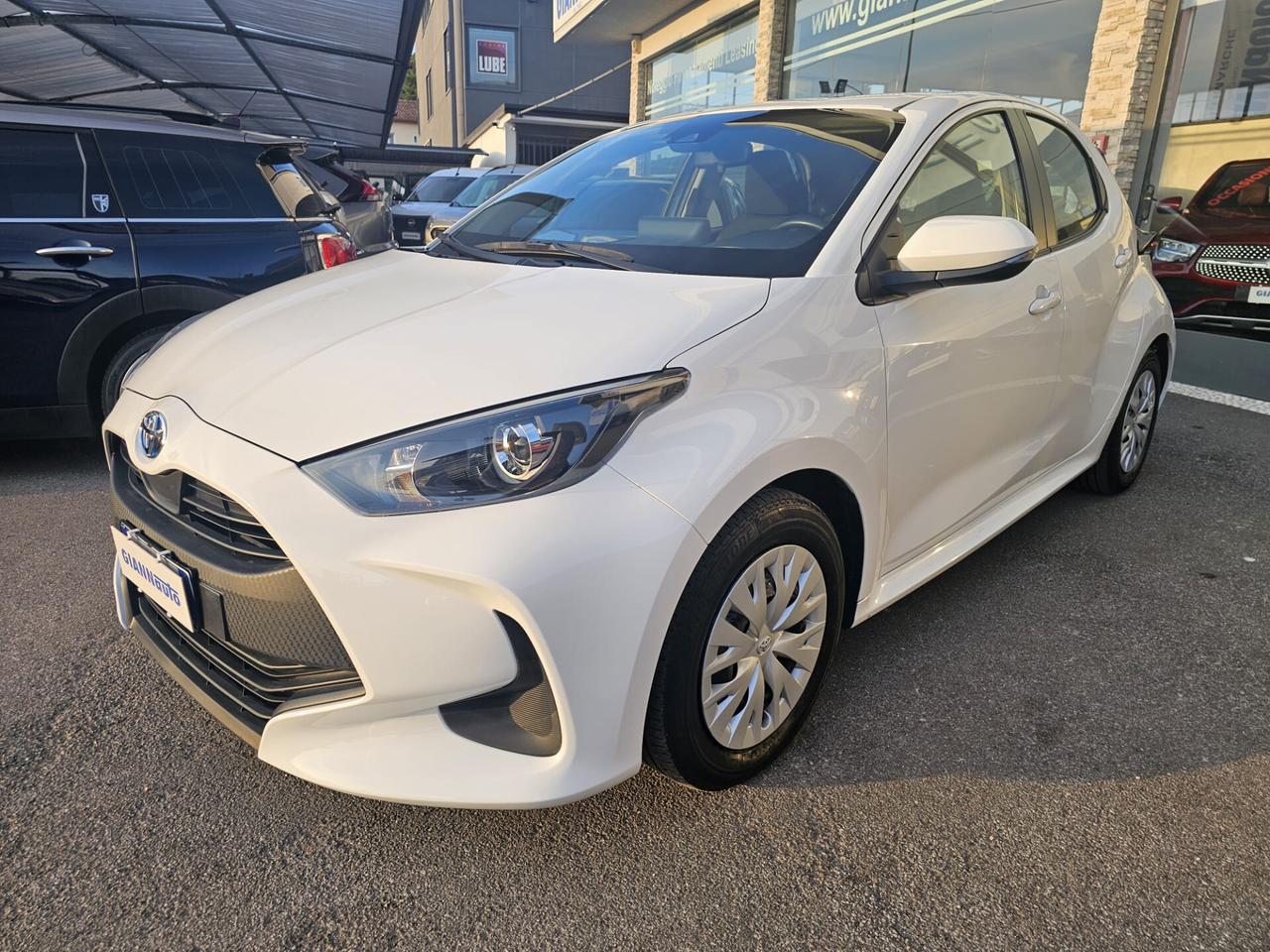 Toyota Yaris 1.5 Hybrid 5 porte Business
