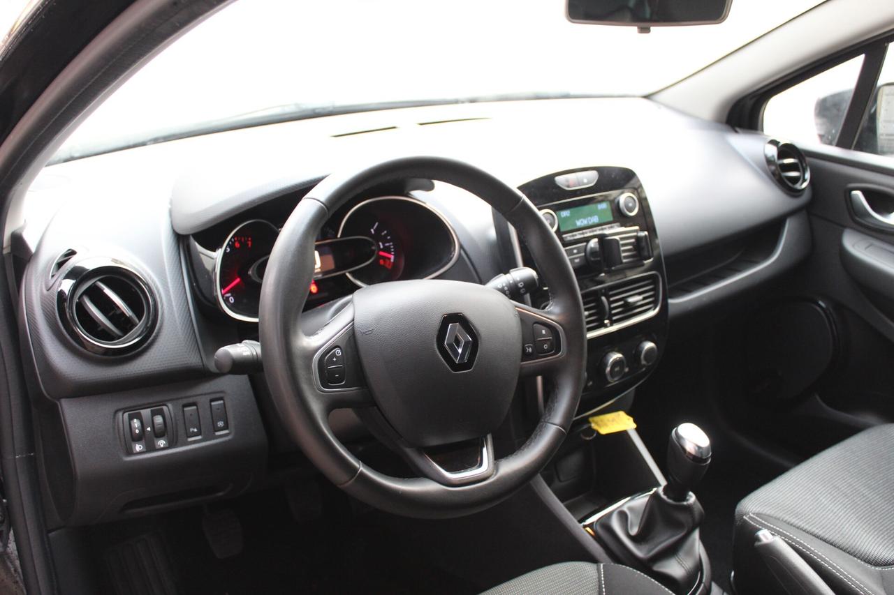 Renault Clio TCe 12V 75 CV 5 porte 44000 km Neopatentati