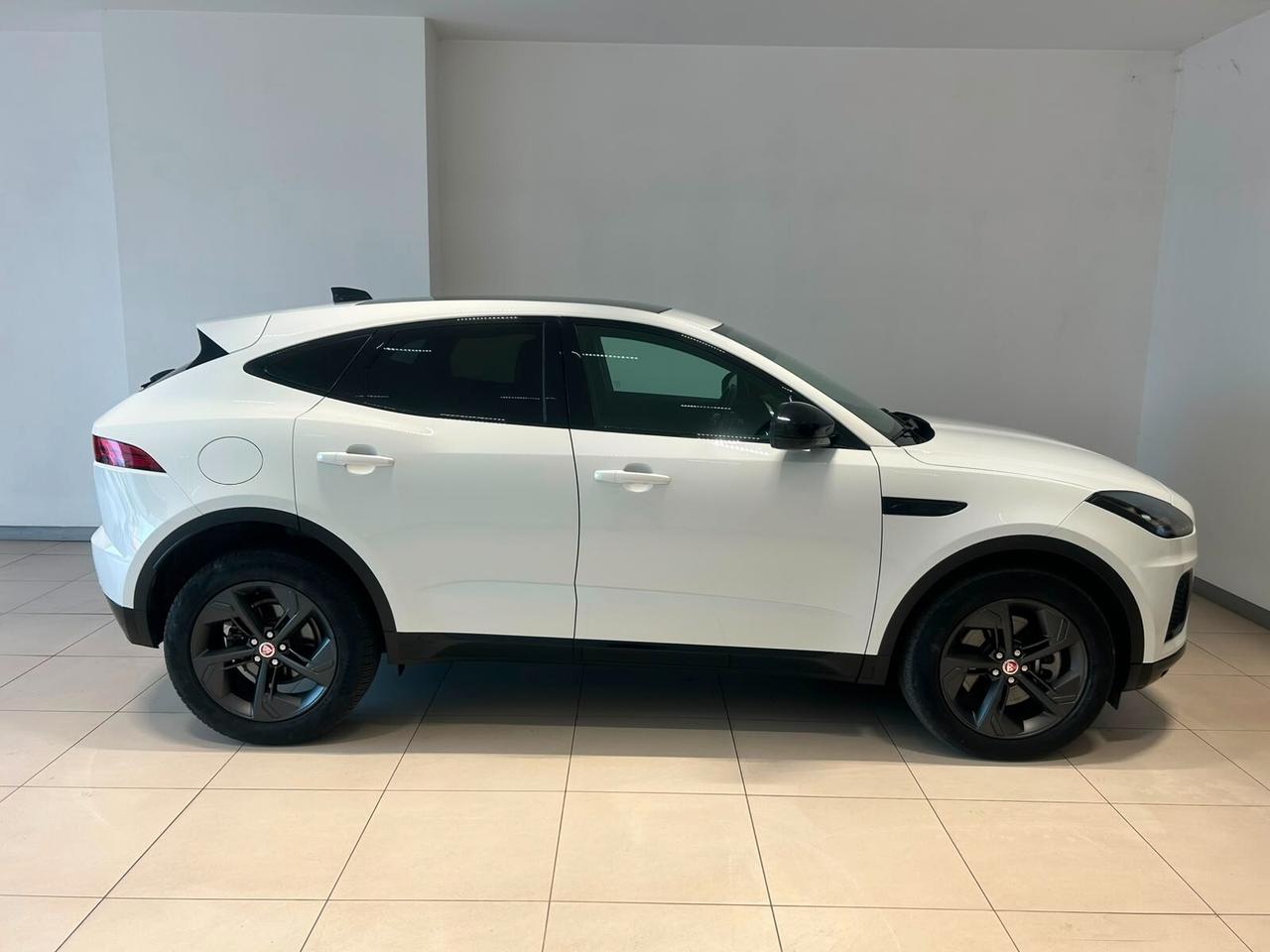 Jaguar E-Pace 2.0D 163CV AWD Auto R-Dynamic Black Edition PROMO 3,95%