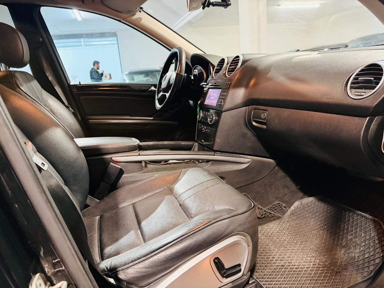 MERCEDES ML 320 cdi Sport auto*4MATIC*PEDANE*TETTO*