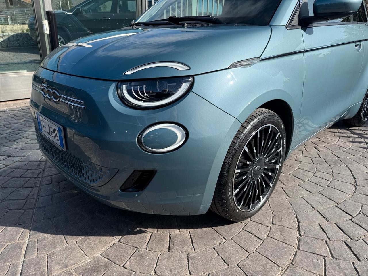 Fiat 500e Cabrio 42 kWh Icon