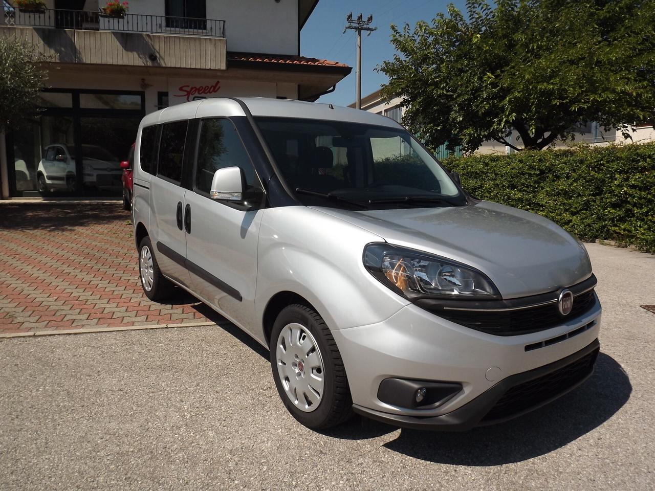 Fiat Doblo Doblò 1.6 MJT 120CV S&S PC-TN Cargo Lounge N1 autocarro 5 posti