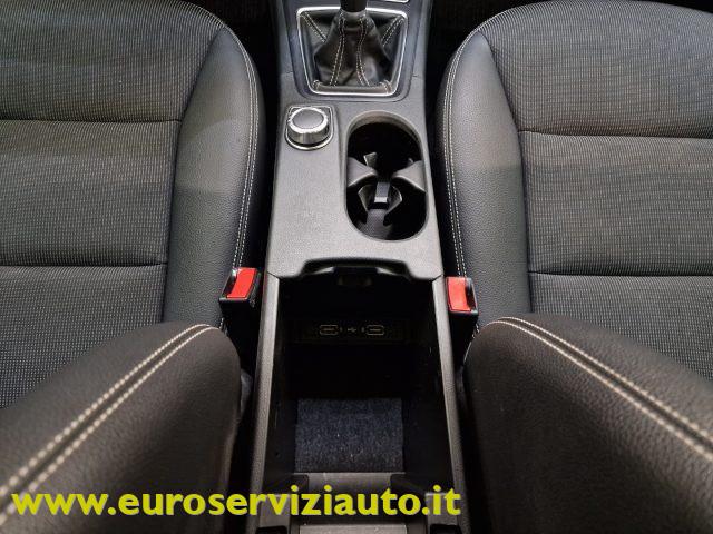 MERCEDES-BENZ B 200 c Executive