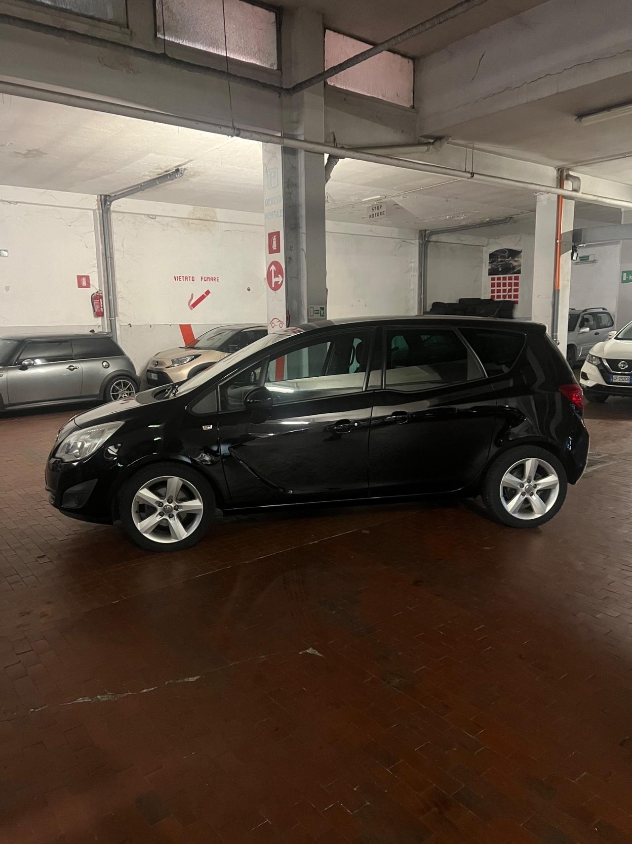 Opel Meriva 1.4 100Cv - EURO5 - NEOPATENTATI