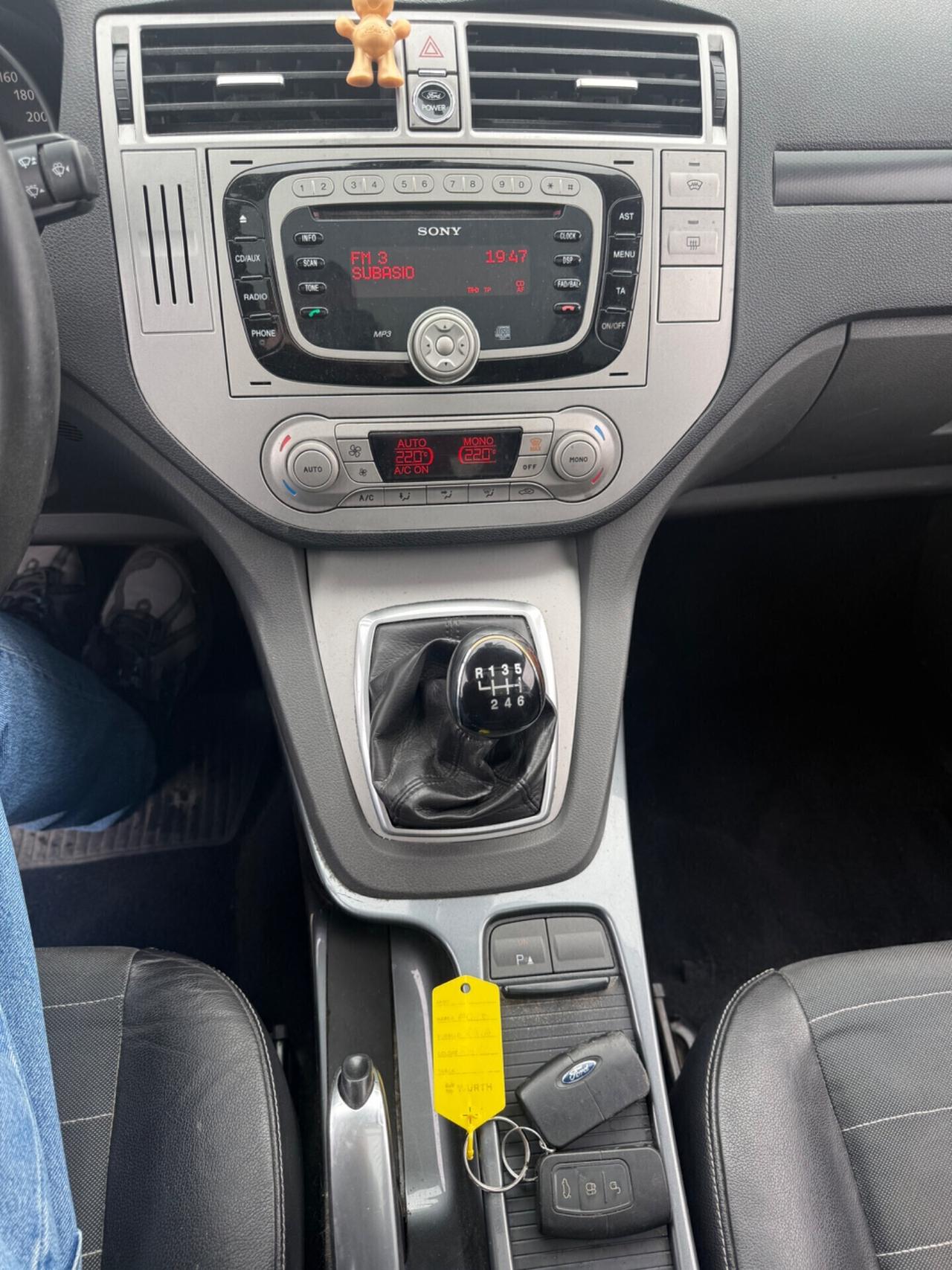 Ford kuga 4x4 titanium 2.0 TDCi neopatentati