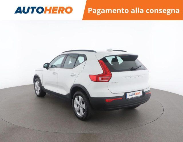 VOLVO XC40 T2 Geartronic Momentum Core