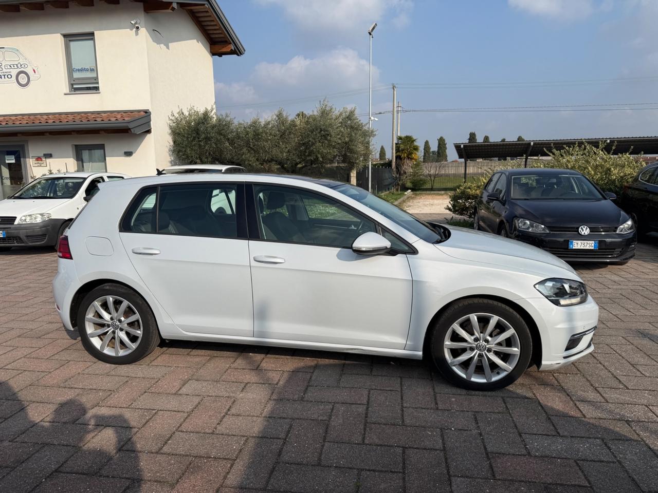 Volkswagen Golf 2.0 TDI DSG 5p. Executive BlueMotion Technology