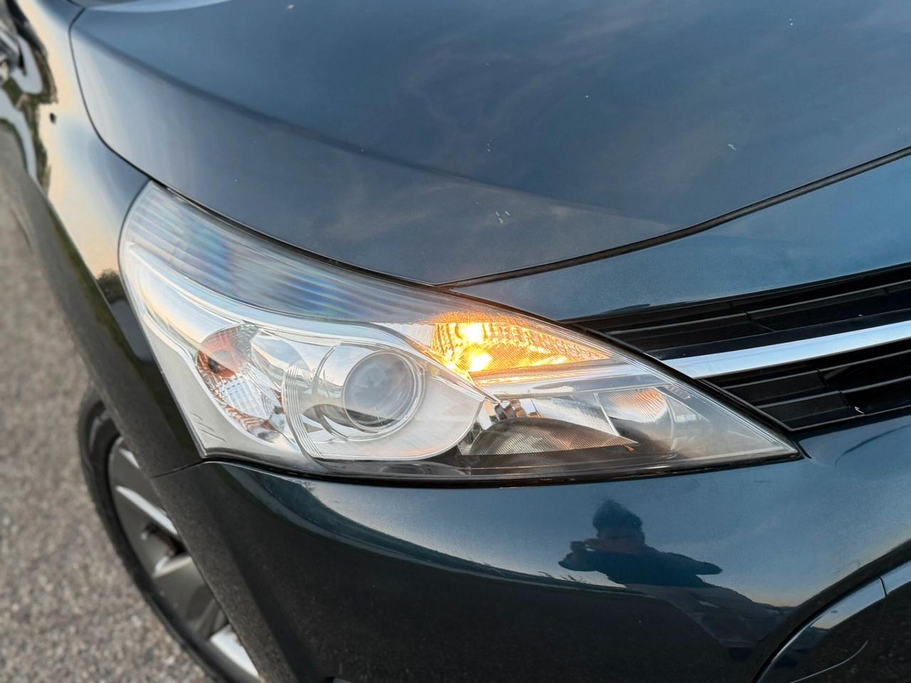 Toyota Verso 2.0 Luxury 7 posti EURO5B