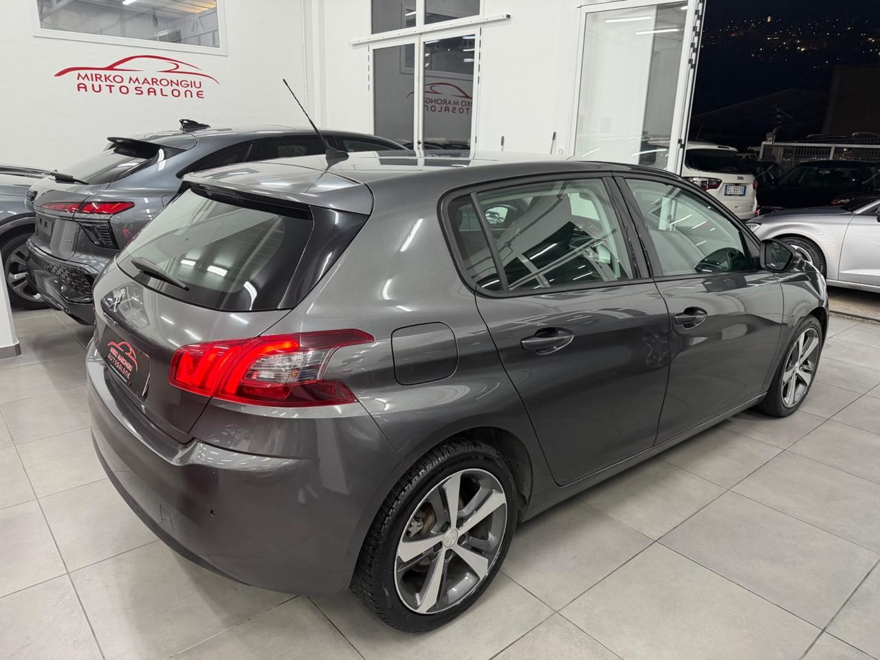 Peugeot 308 BlueHDi 130 S&S Allure FINANZIABILE