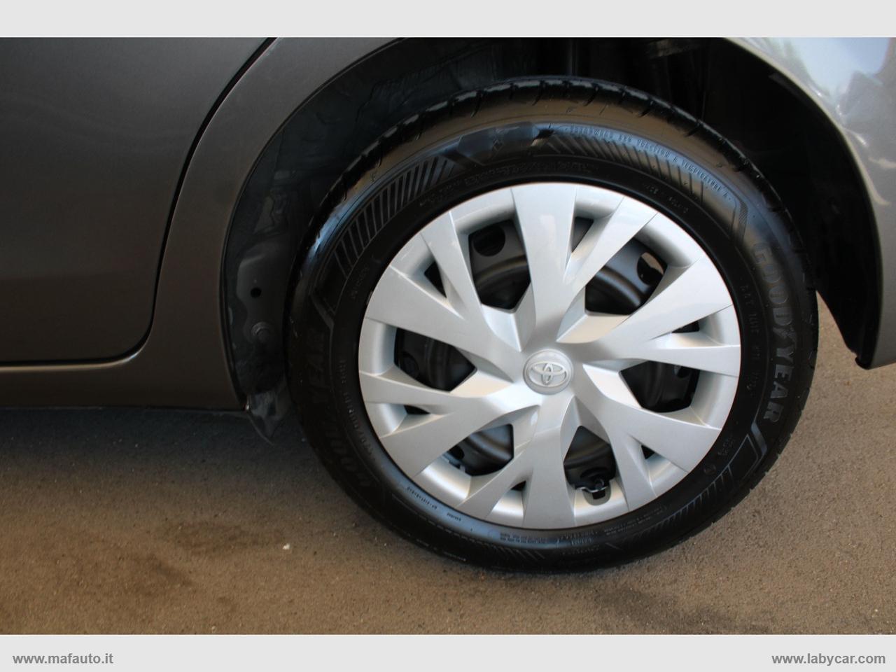 TOYOTA Yaris 1.5 Hybrid 5p. Business