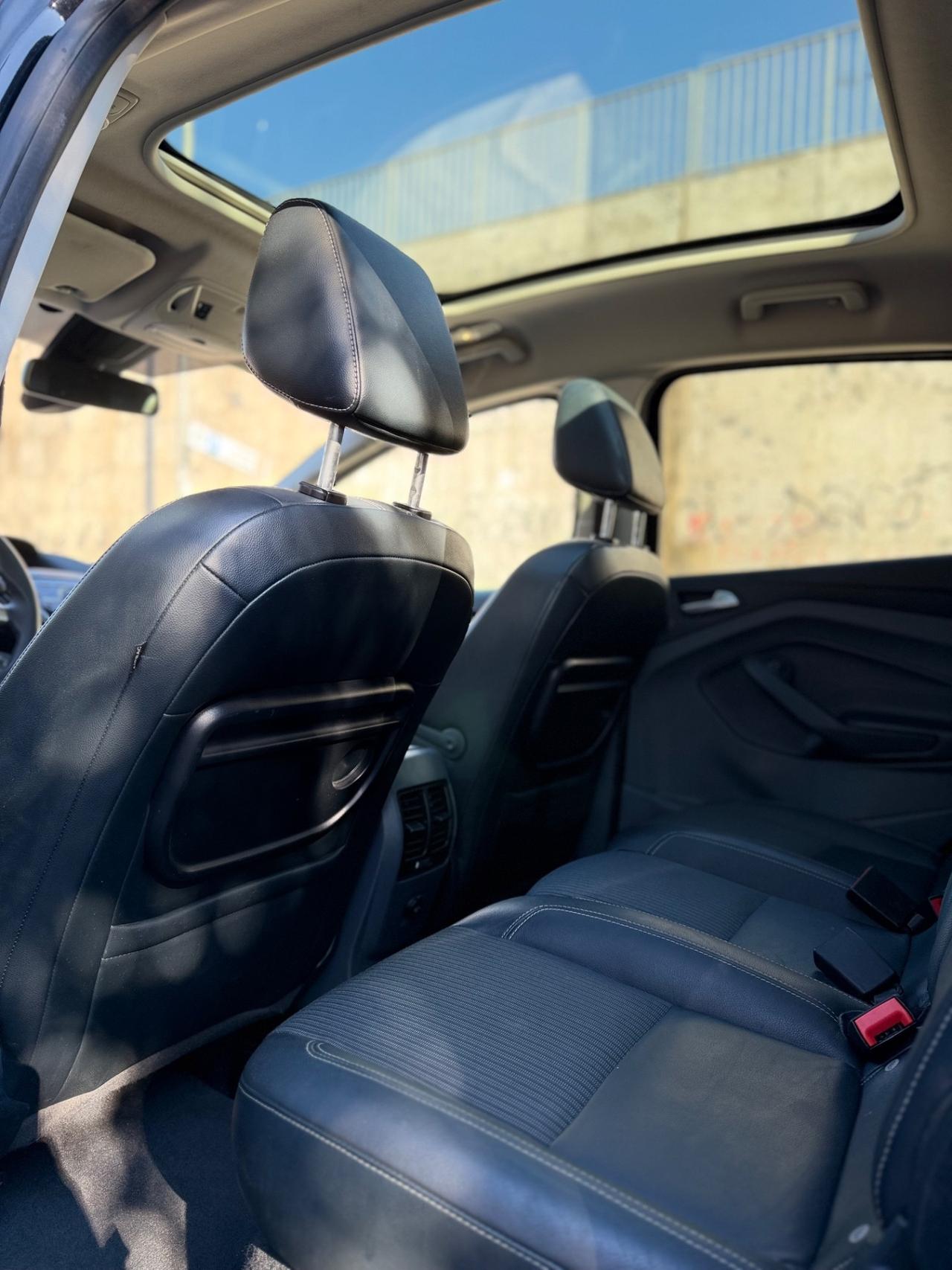 Ford C-Max 2.0 TDCi 163CV Titanium