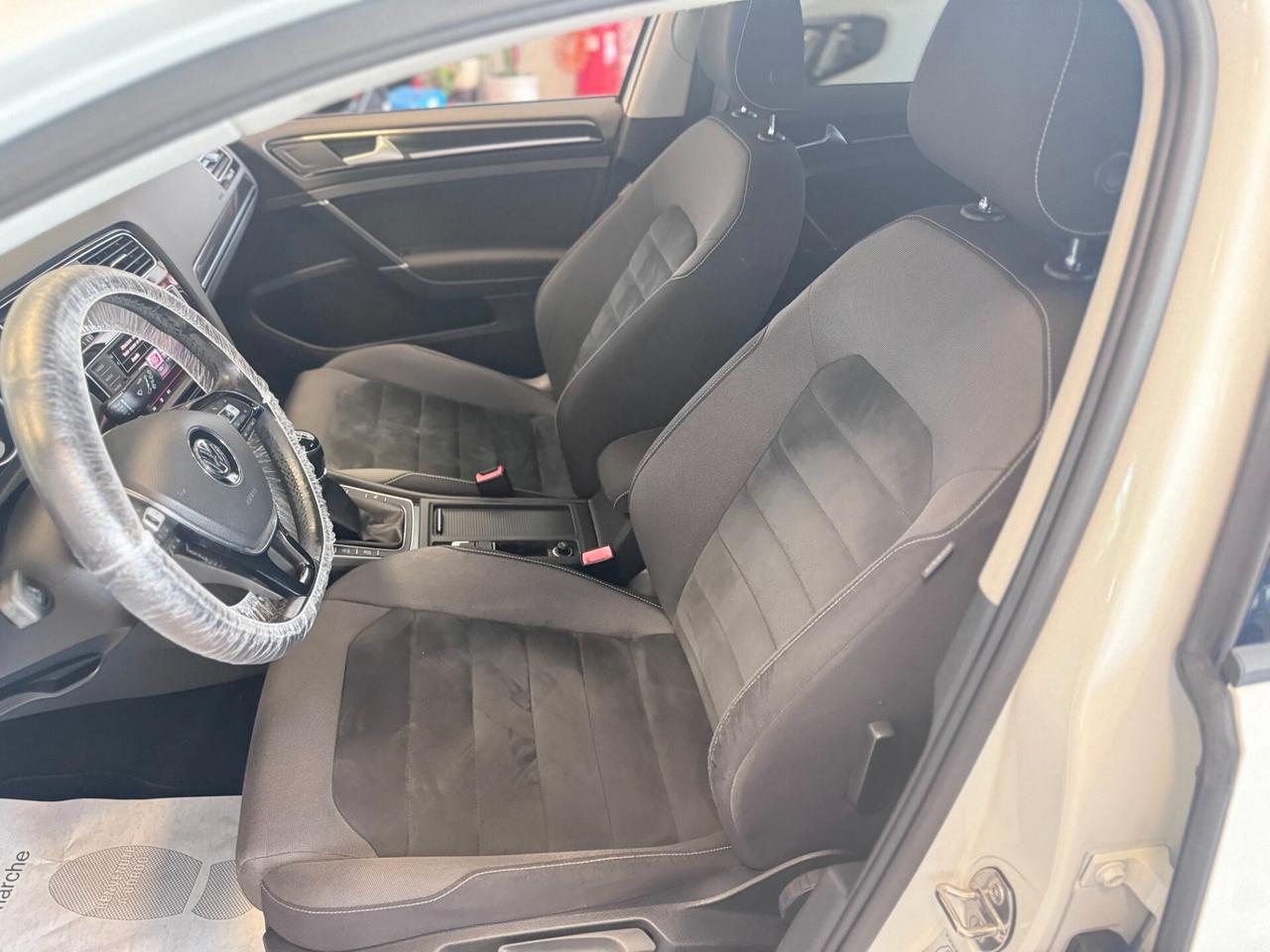 Volkswagen Golf 2.0 TDI 5p. 4MOTION Highline BlueMotion Technology