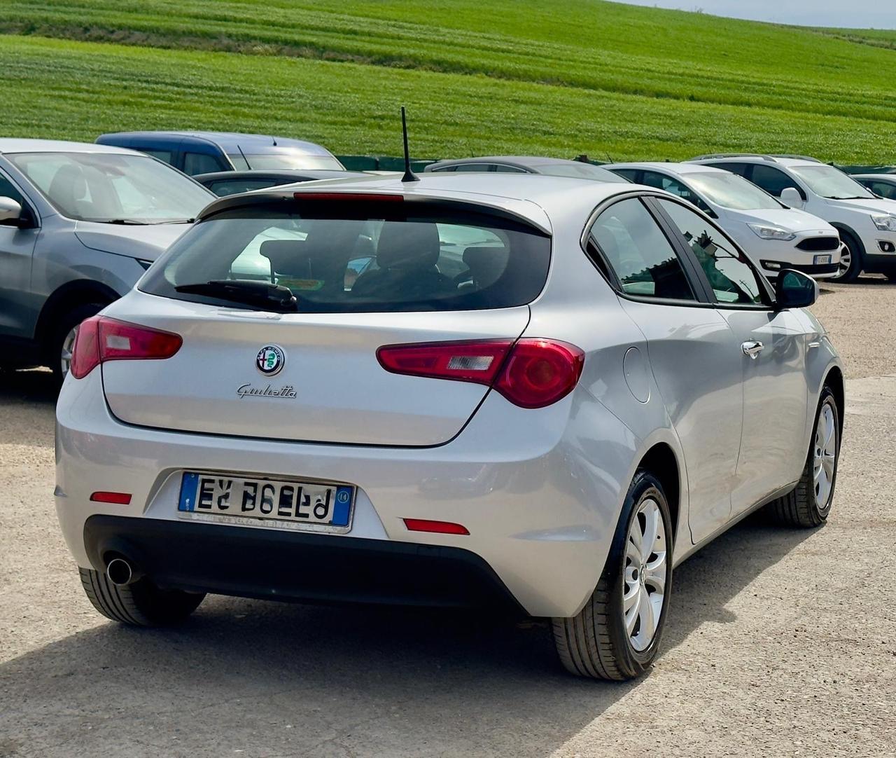 Alfa Romeo Giulietta 1.6 JTDm-2 105 CV Distinctive