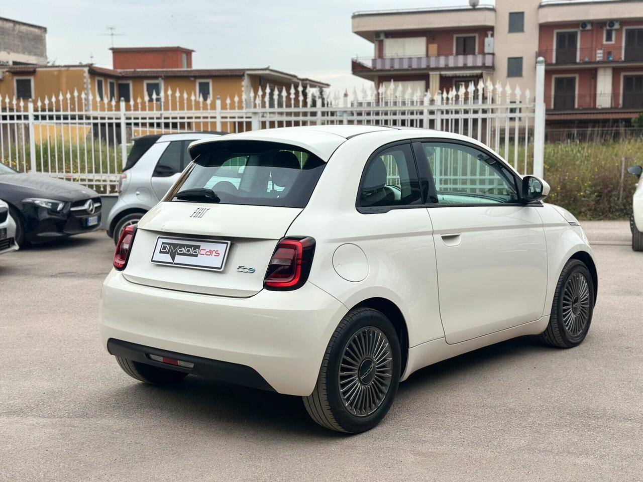 Fiat 500 500e Berlina 42 kWh