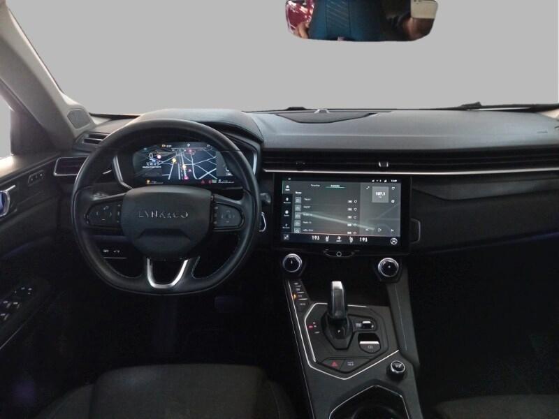 LYNK&CO 01 01 PHEV