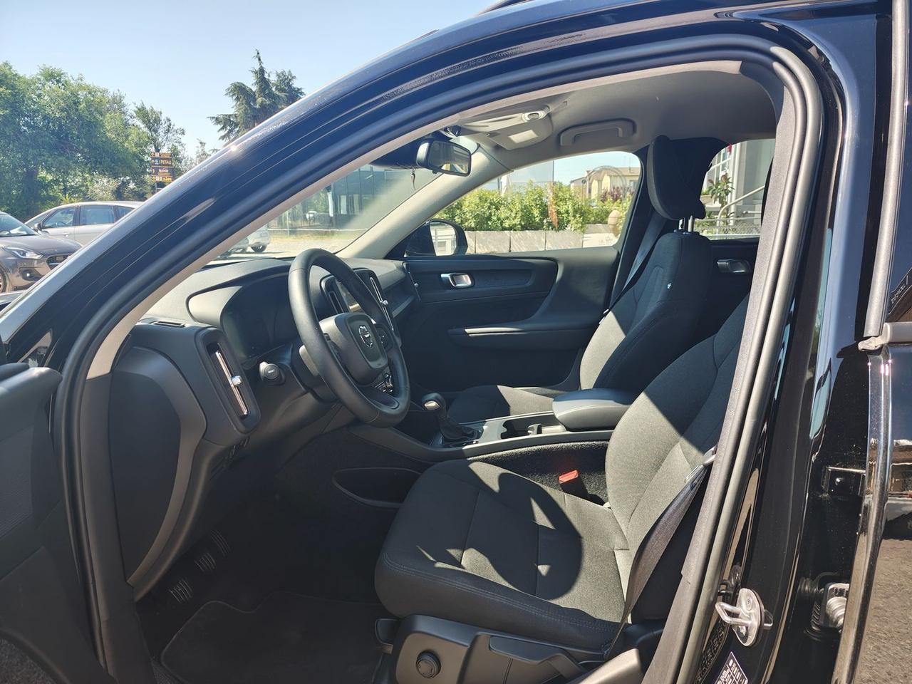 Volvo XC40 Essential T2 #11401