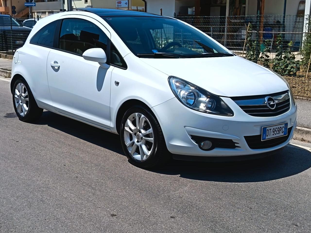 OPEL CORSA 1.3 CTDI 75CV SPORT EDITION 3P PORTABICI TETTO