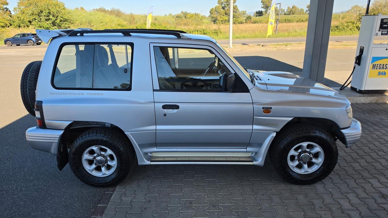 Mitsubishi Pajero 2.5 TDI 3p. Instyle SUPER SELECT GANCIO