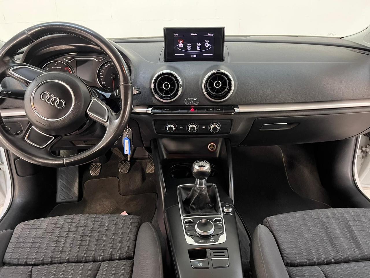 Audi A3 SPB 1.6 TDI Attraction