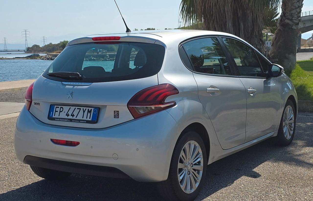 Peugeot 208 1.6 Bluehdi 75 cv 2018 Uniproprietaria