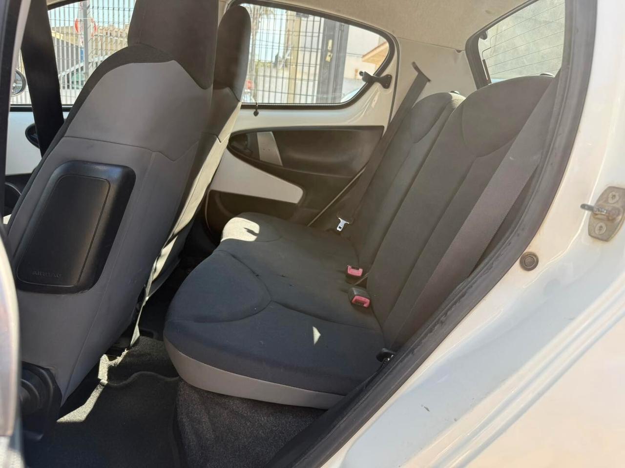 Toyota Aygo 1.0 12V VVT-i 5 porte Active Connect