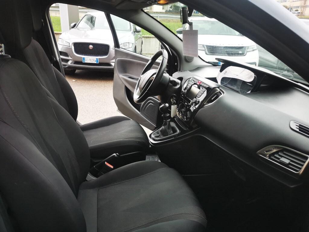 LANCIA Ypsilon 3ª serie Ypsilon 1.2 69 CV 5 po...